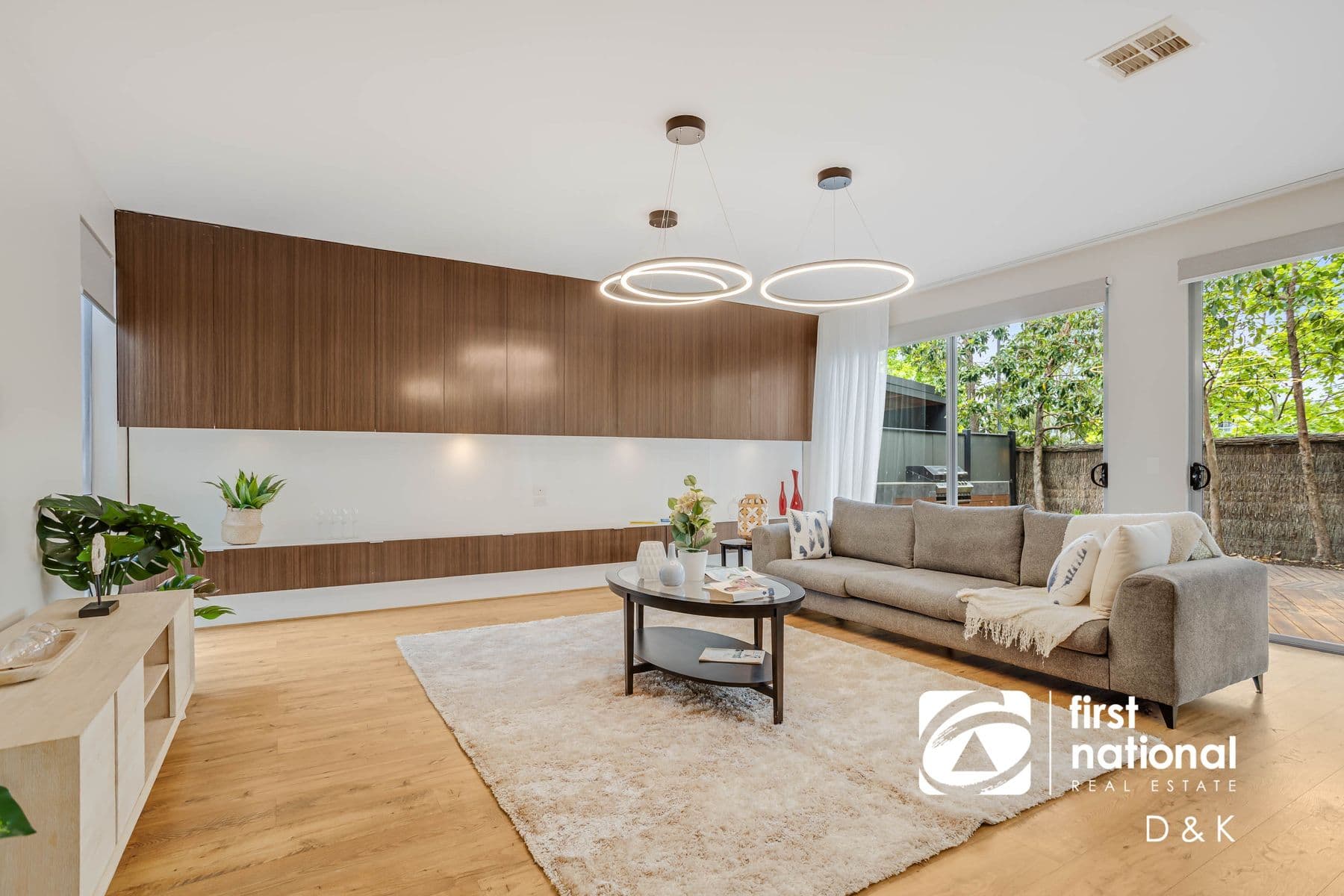 7 Woodward Way, Caroline Springs VIC 3023, Caroline Springs - Thumbnail 2