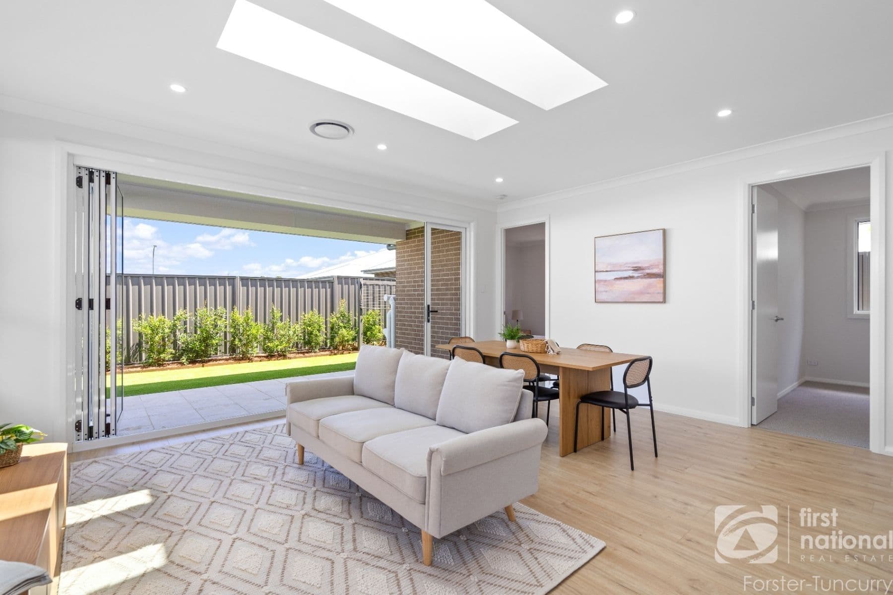 13 Iluka Boulevard, Forster, NSW 2428, Forster - Thumbnail 2