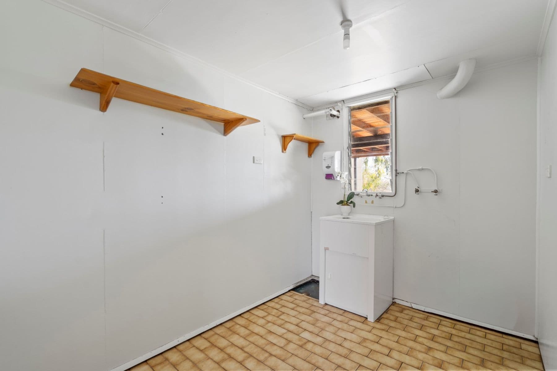 13 Dulcie Street, Raceview QLD 4305, Raceview - Thumbnail 6