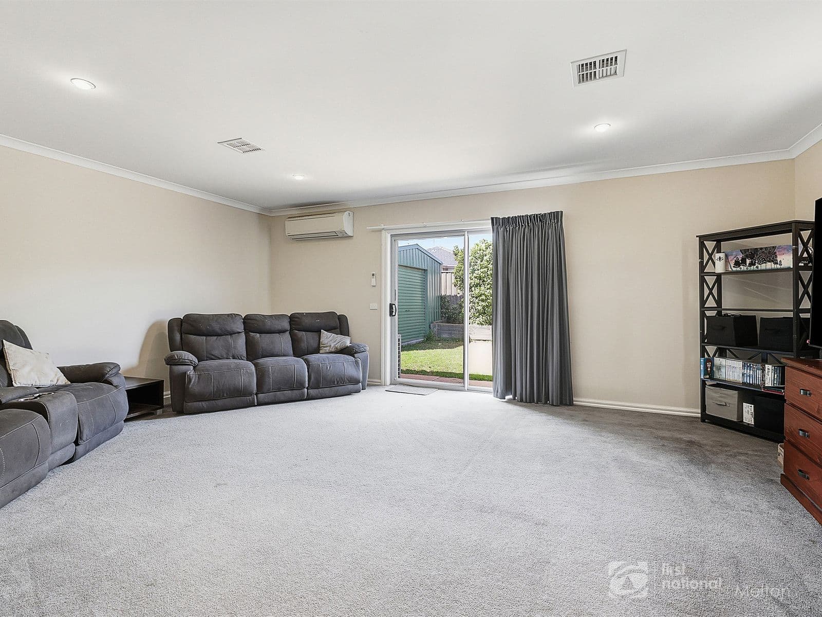 52 Arnolds Creek Boulevard, Harkness VIC 3337, Harkness - Thumbnail 7