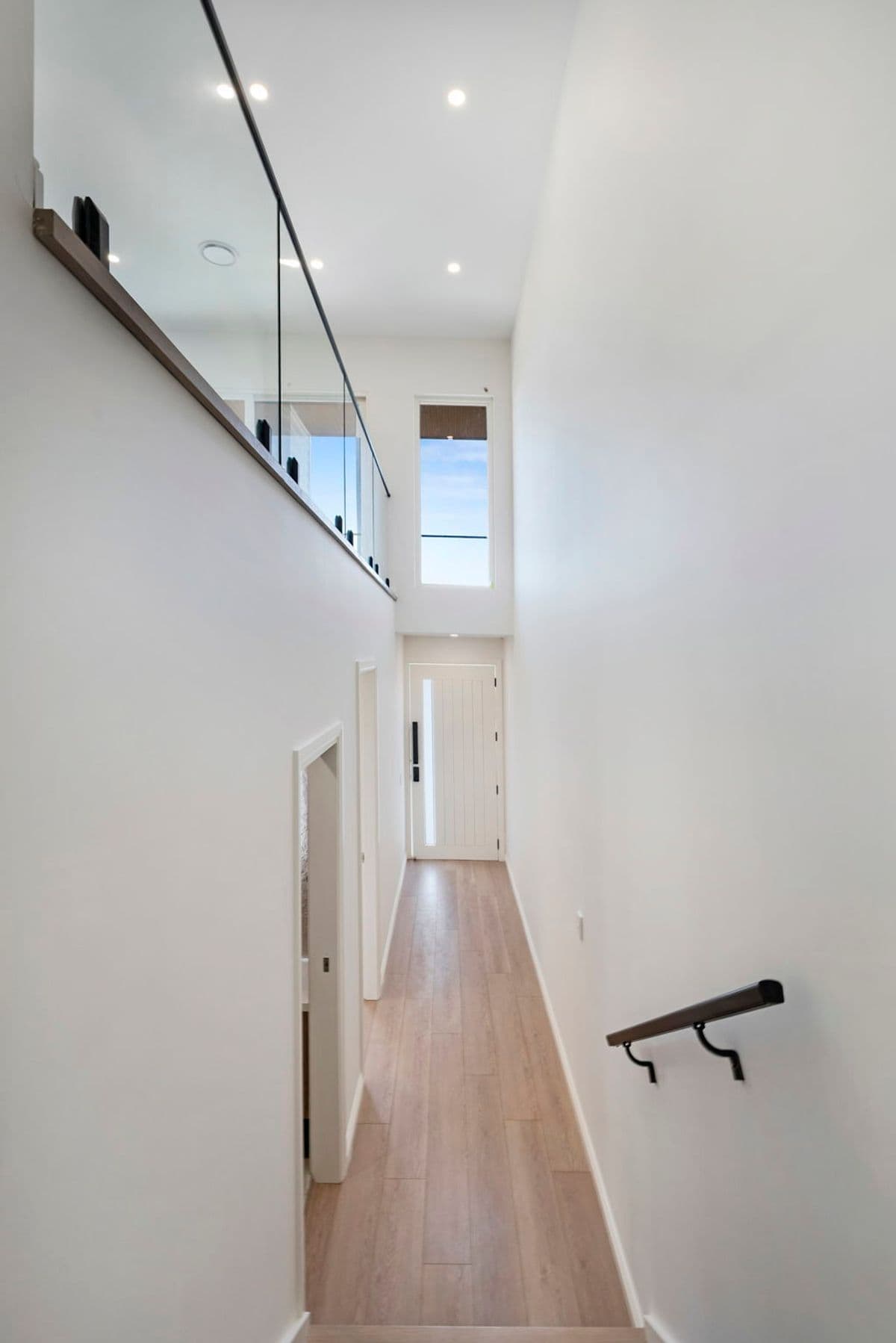 16 Mackillop Drive, Morisset NSW 2264, Morisset - Thumbnail 2