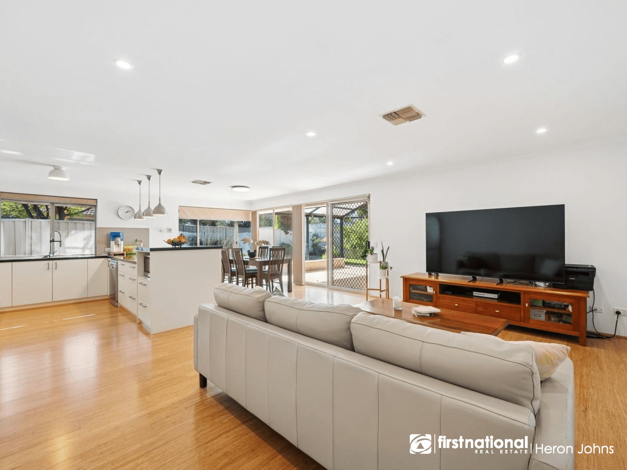 20 Brooke Gardens, Bateman WA 6150, Bateman - Image 1