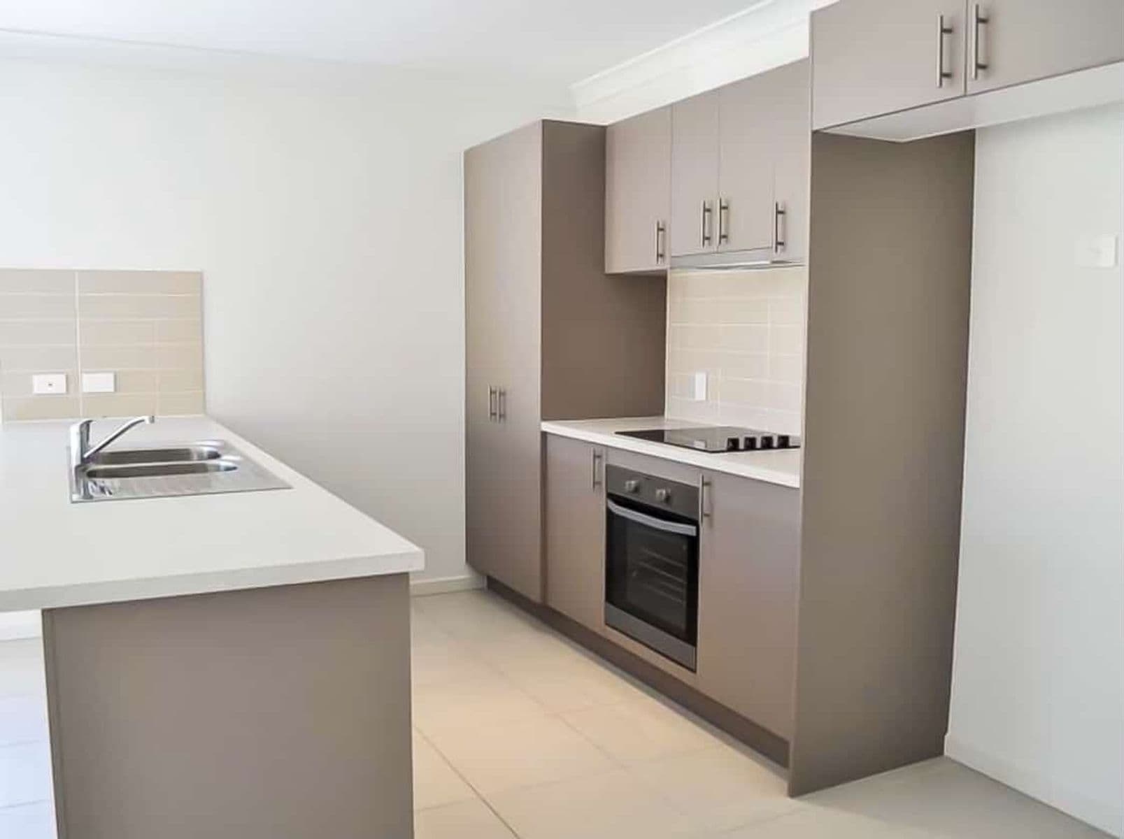 22 Huntingdale Street, Leichhardt QLD 4305, Leichhardt - Thumbnail 2