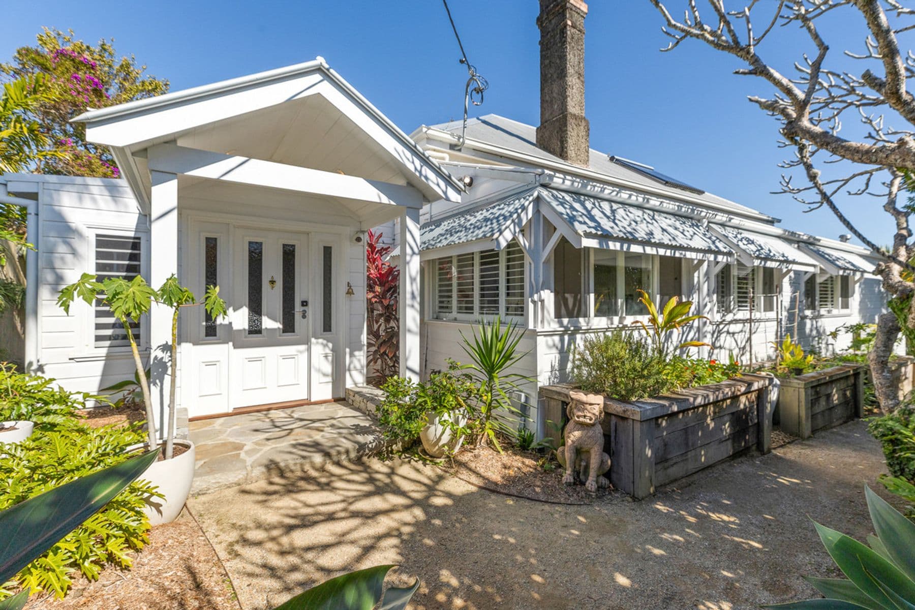 4 Seaview Street, Byron Bay NSW 2481, Byron Bay - Thumbnail 5
