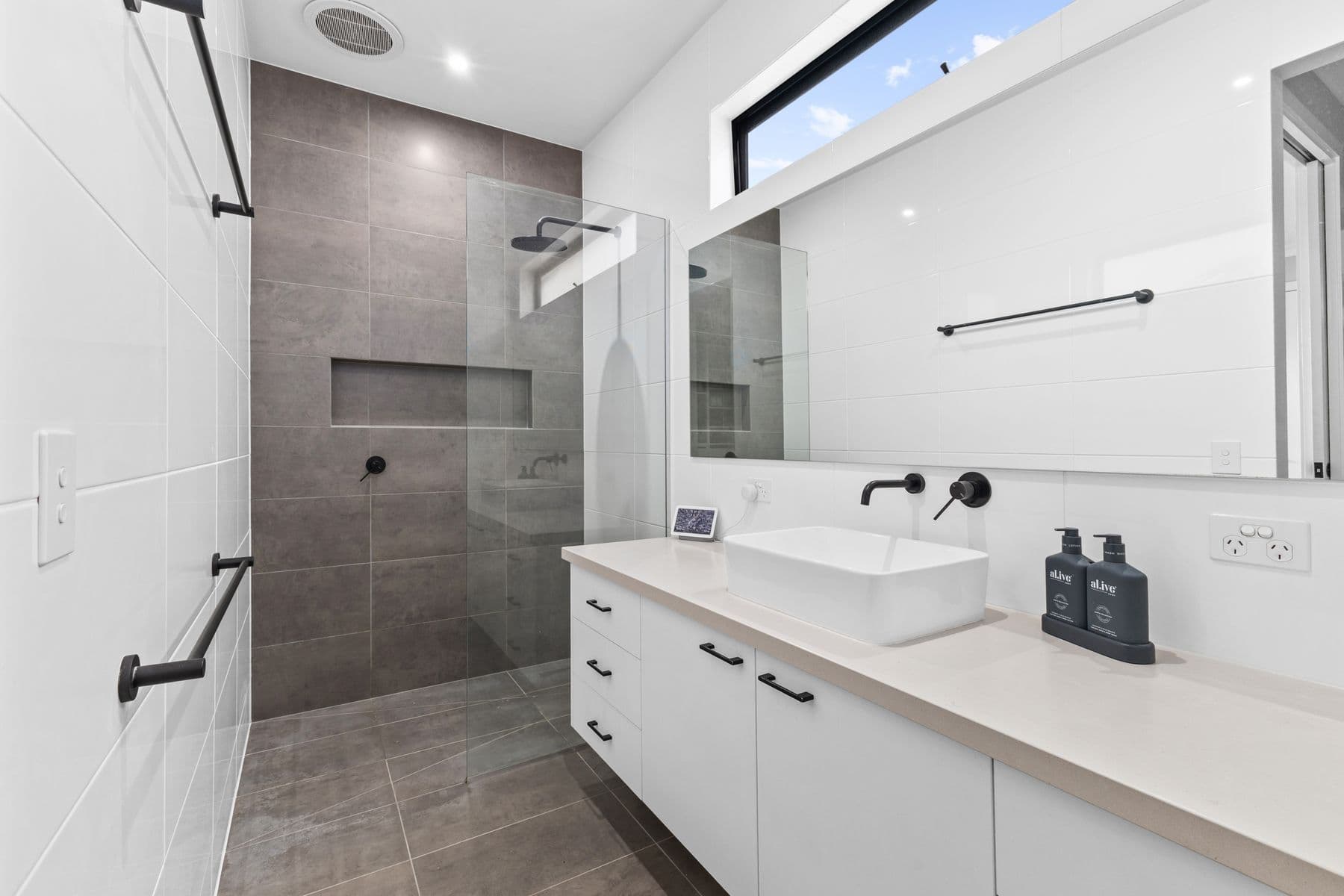 4 Jersey Street, Traralgon VIC 3844, Traralgon - Thumbnail 4