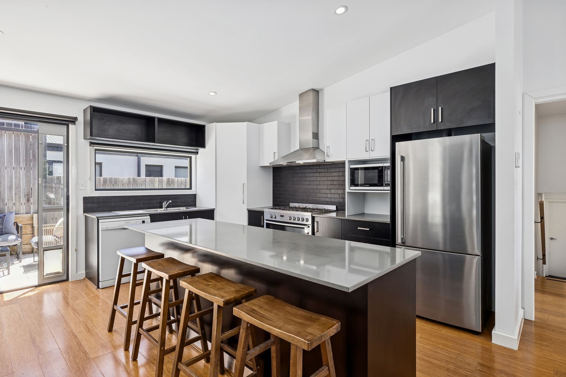 72 Bronhill Street, Moncrieff - Thumbnail 5