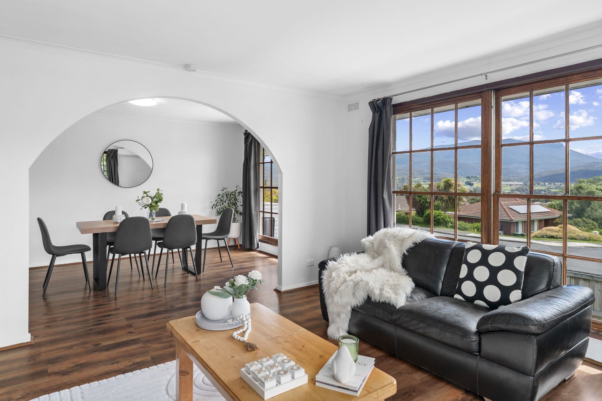 10 Hawthorn Drive, Kingston - Thumbnail 7