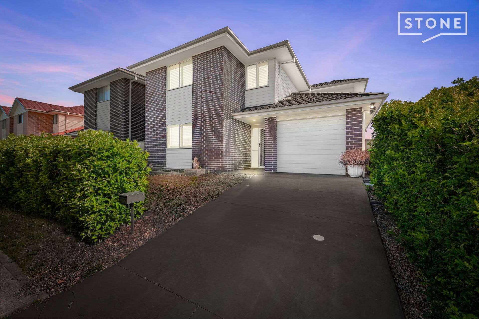 14 Nigella Circuit, Hamlyn Terrace - Image 1
