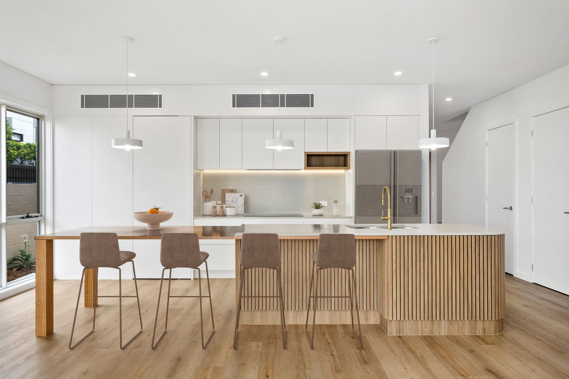 31 Wharf Parade, Shell Cove - Image 1