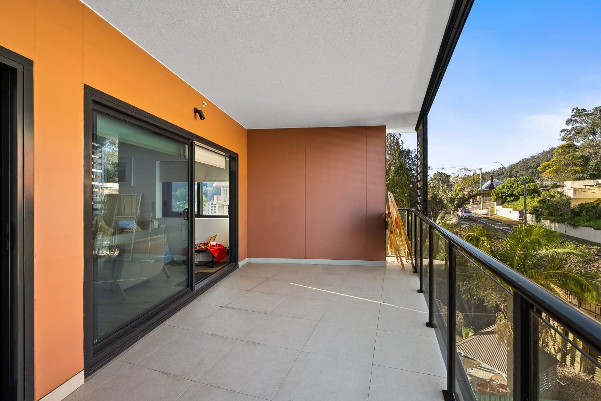 507/25 Mann Street, Gosford - Thumbnail 3