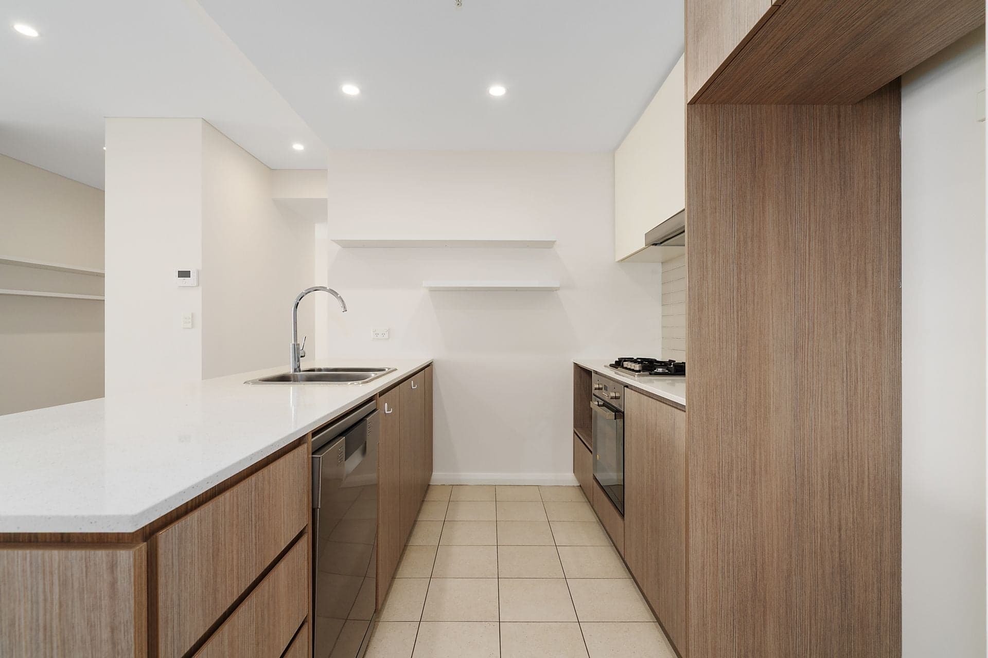 2302/100 Castlereagh Street, Liverpool - Thumbnail 2