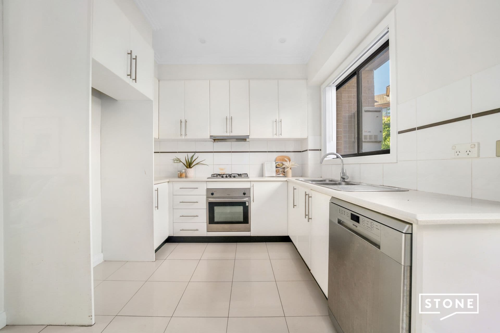 509 Wentworth Avenue, Toongabbie - Thumbnail 2