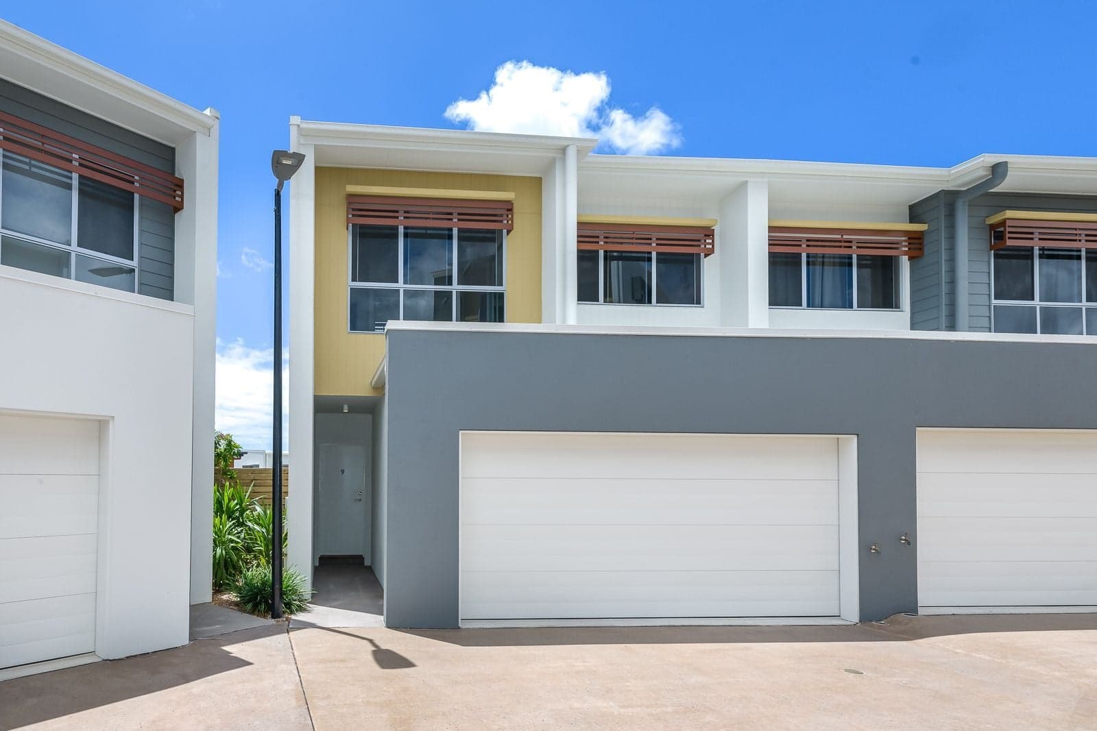 9/3400 Panorama Drive, Carrara - Thumbnail 2
