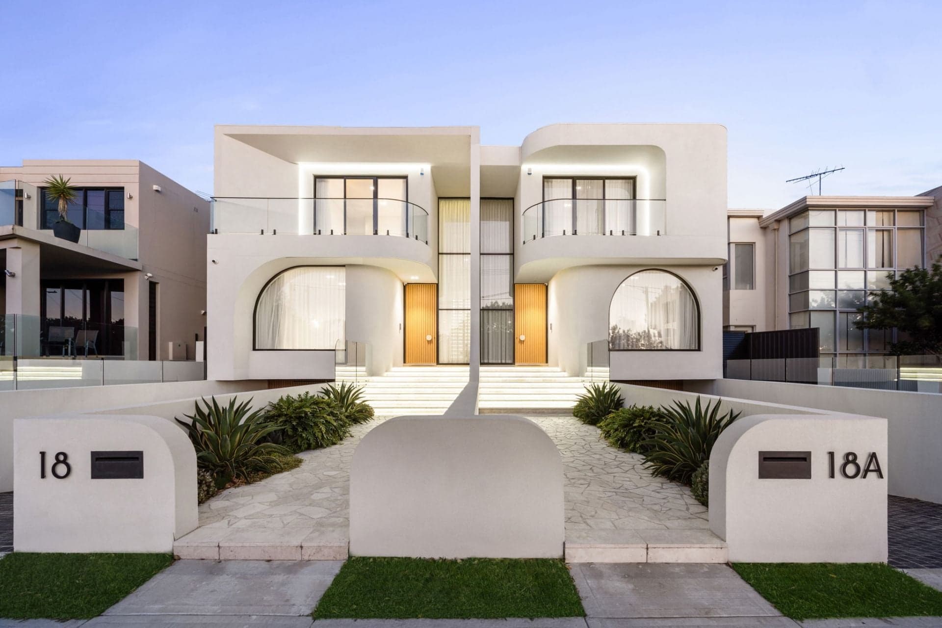 18 Burgess Street, Beverley Park - Image 1