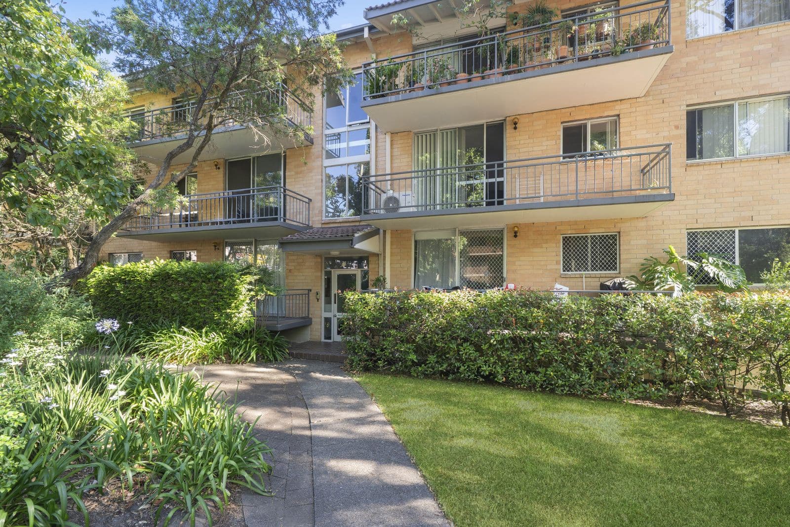 9/11 William Street, Hornsby - Image 1