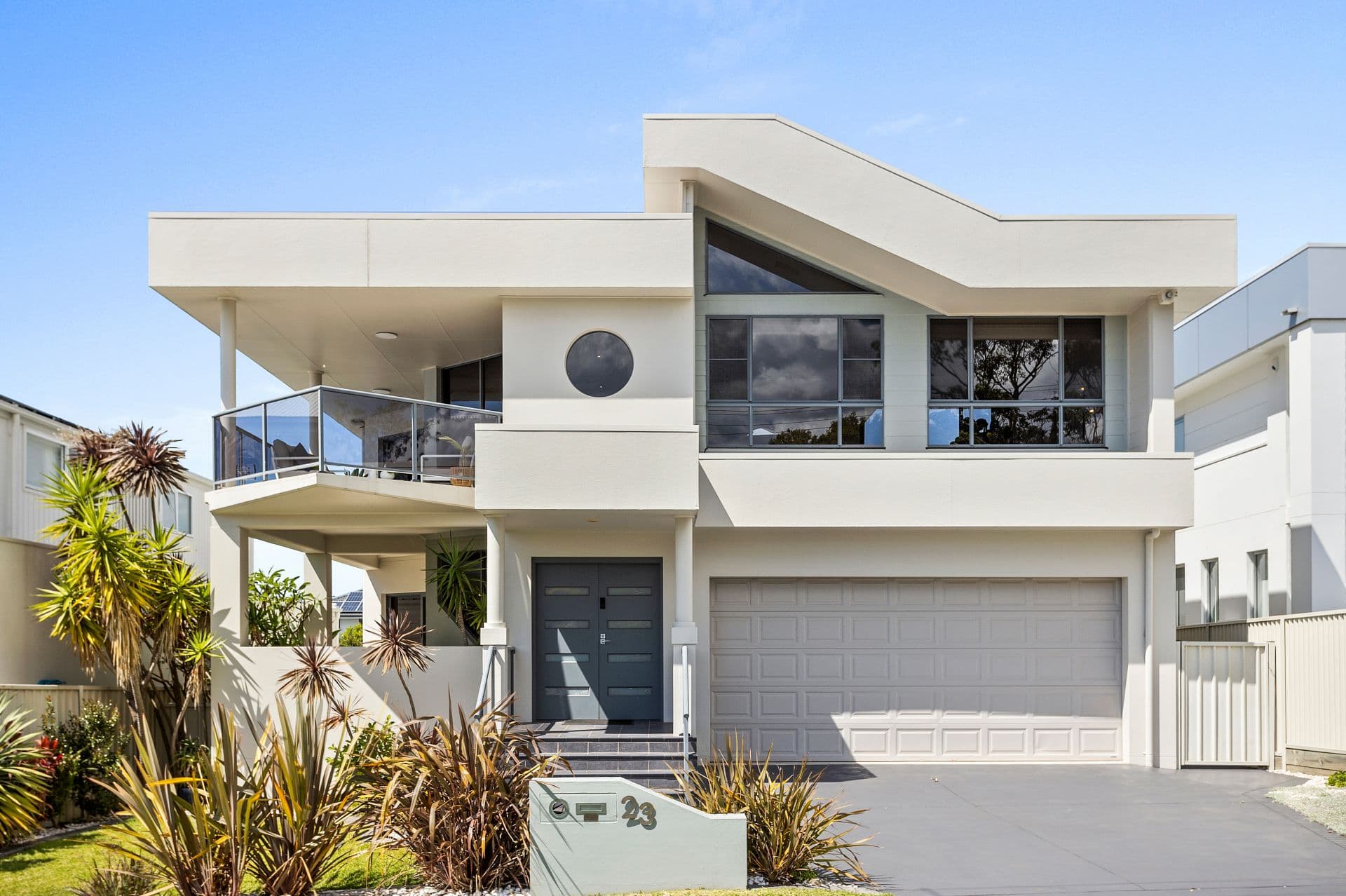 23 Dobbie Avenue, East Corrimal - Image 1