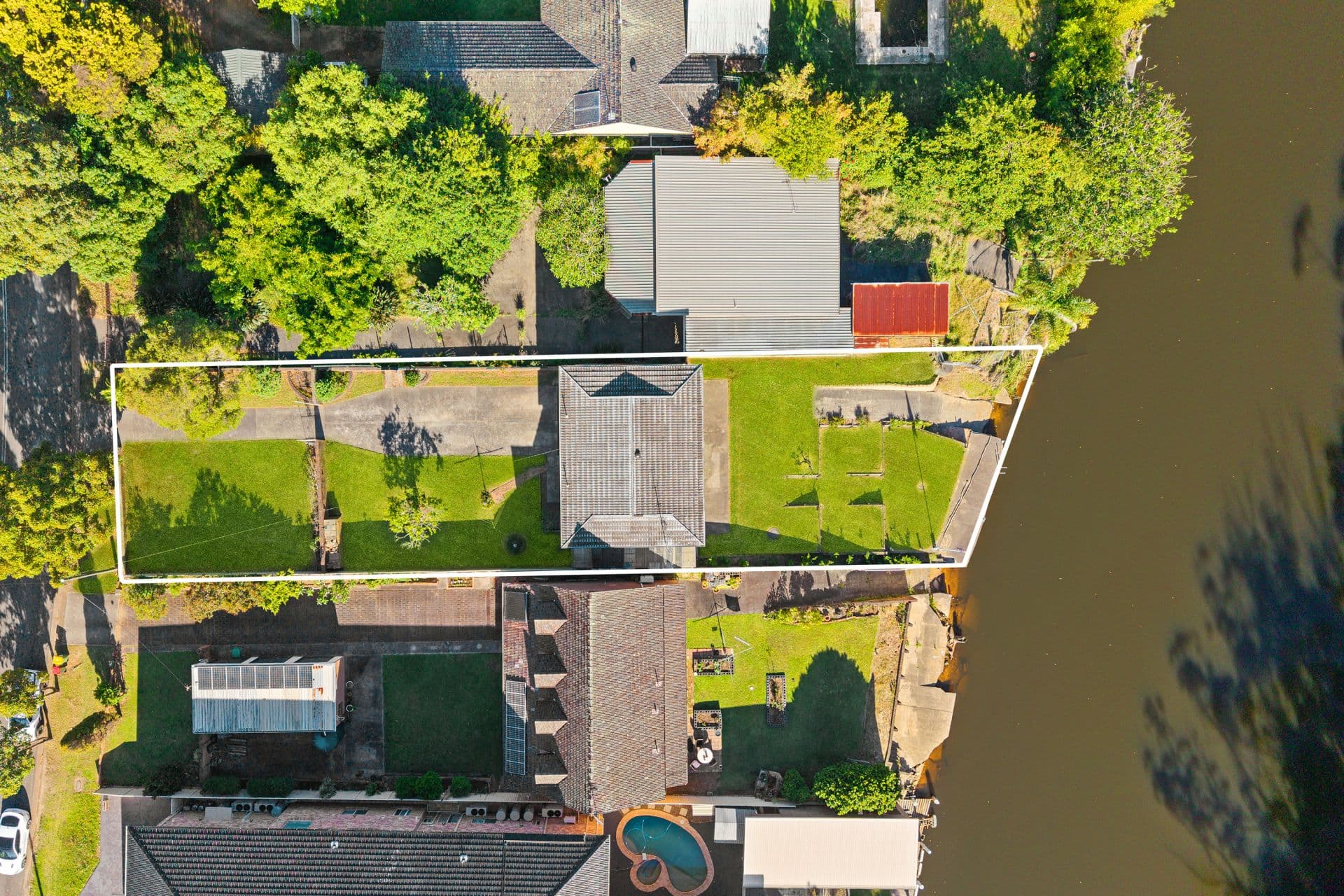 18 Geoffrey Road, Chittaway Point - Thumbnail 2