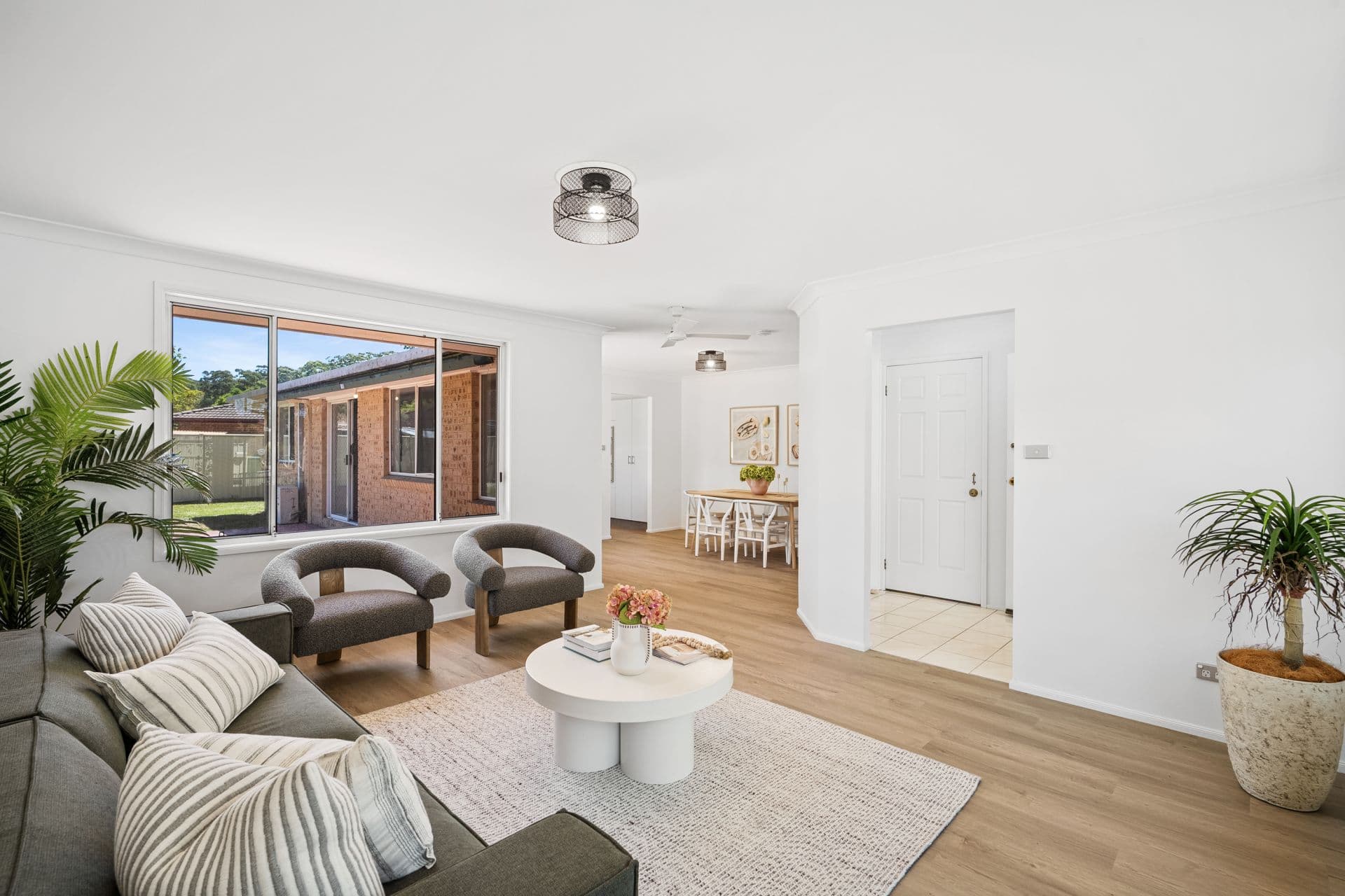 9 Monica Grove, Mardi - Thumbnail 2