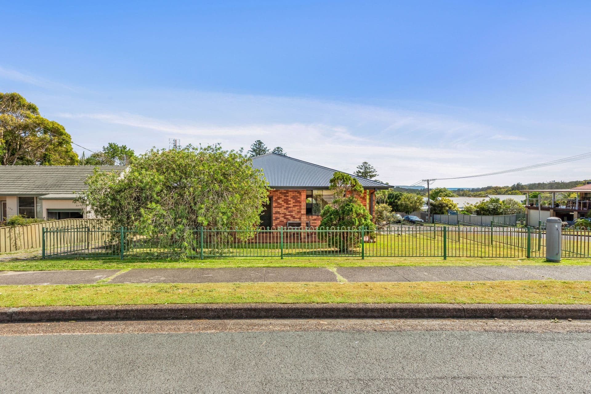 121 Northcote Avenue, Swansea - Thumbnail 2