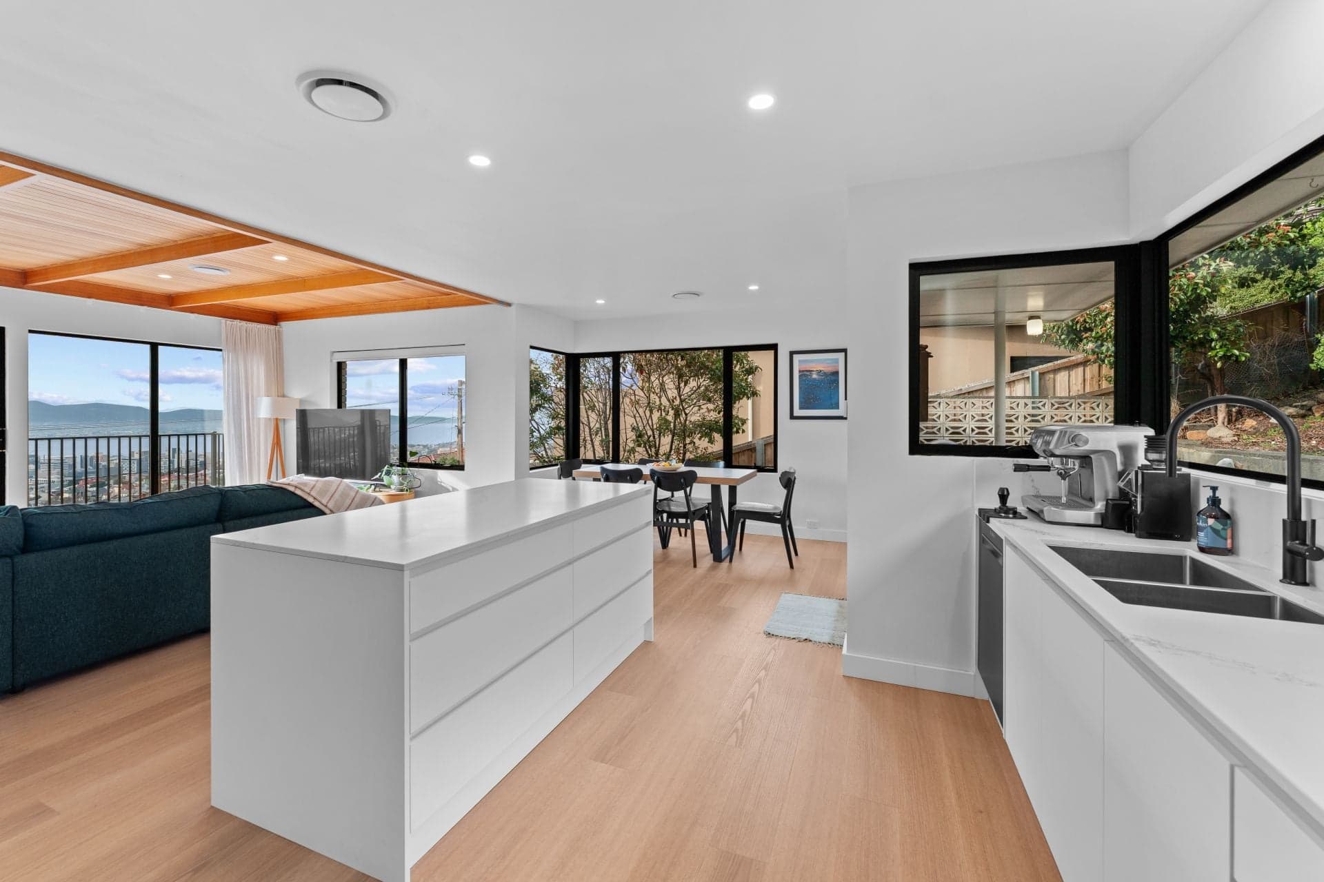 4 Kirval Court, West Hobart - Thumbnail 4
