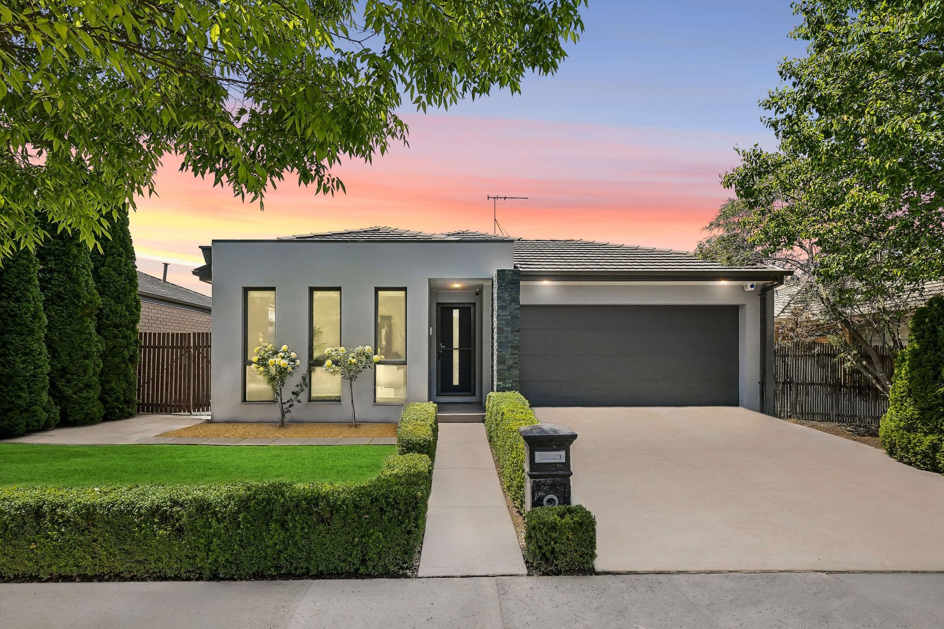18 Paquita Street, Forde - Image 1