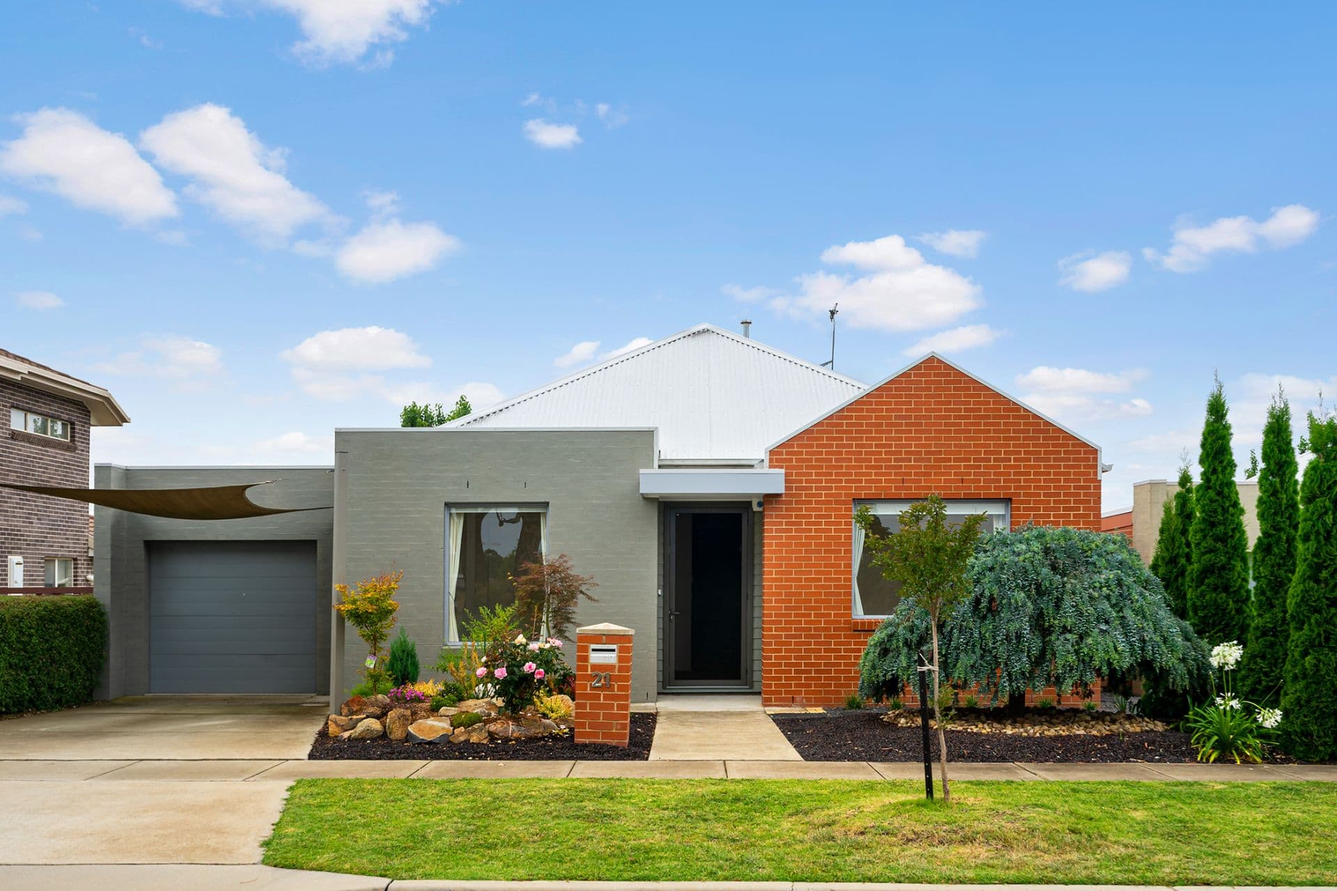 21 Bruce Dittmar Street, Forde - Image 1