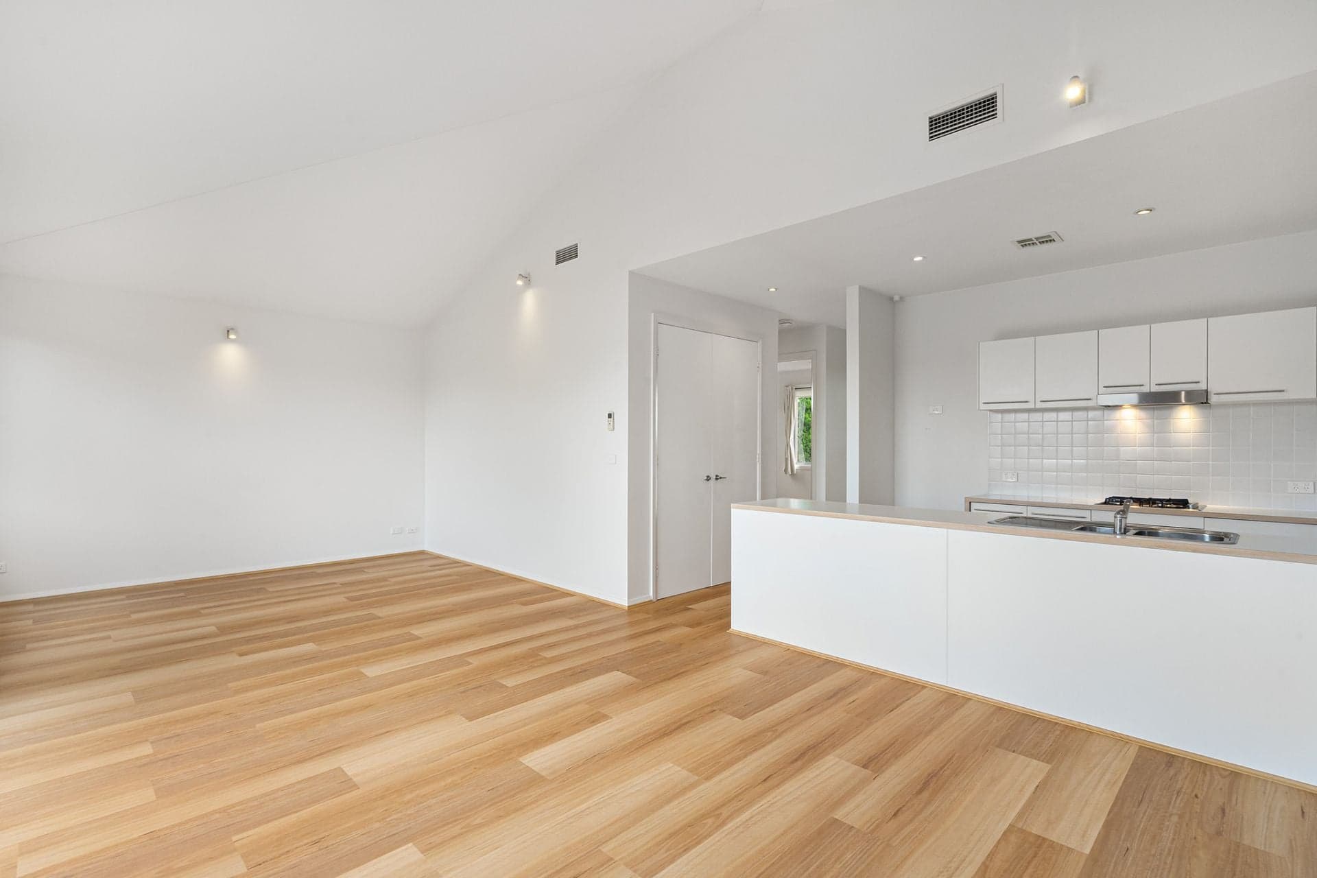 21 Bruce Dittmar Street, Forde - Thumbnail 2