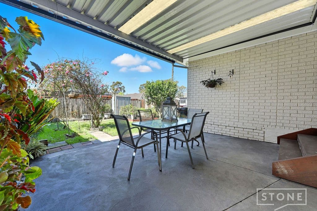 30 Howell Crescent, South Windsor - Thumbnail 3