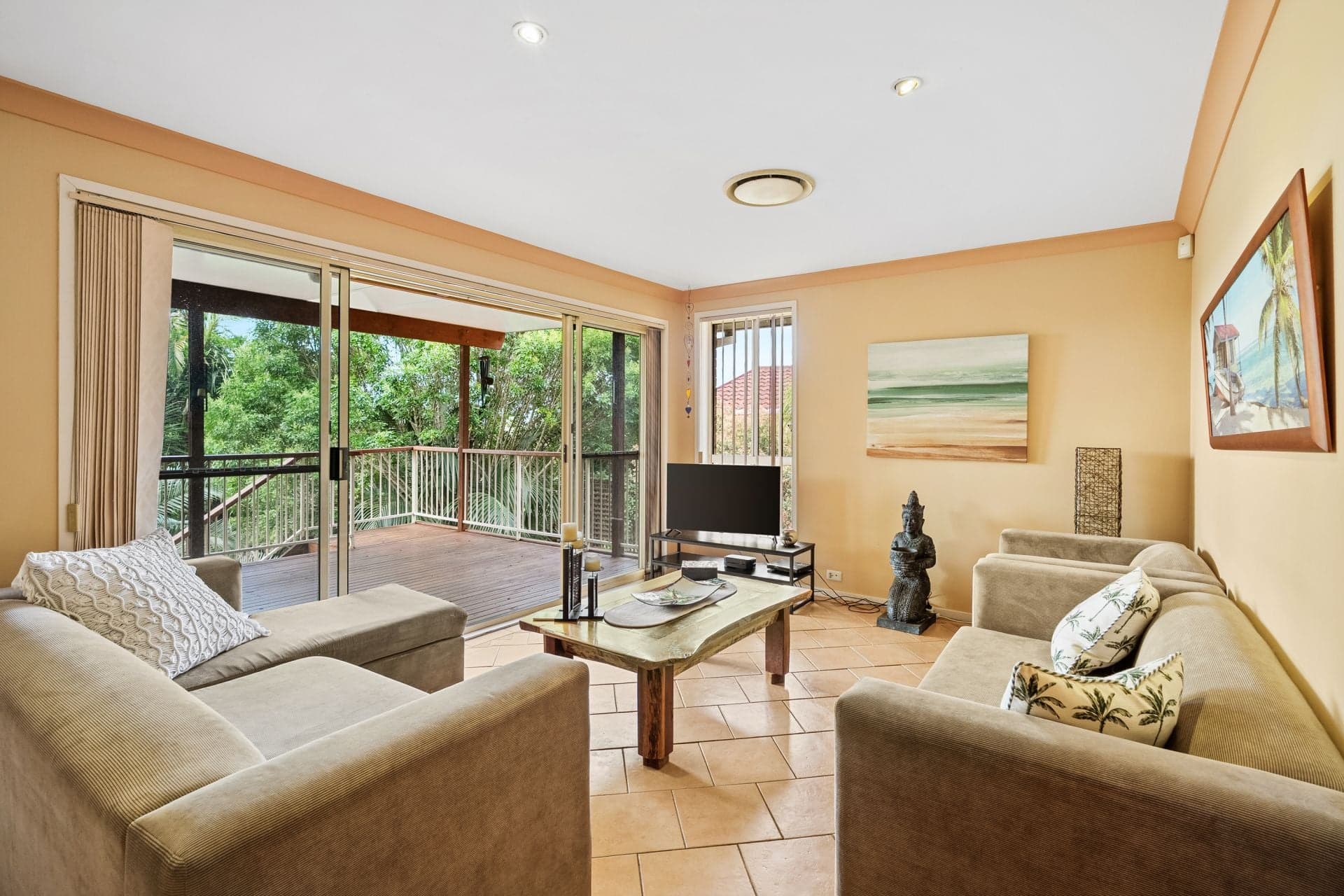 132 Woodbury Park Drive, Mardi - Thumbnail 3