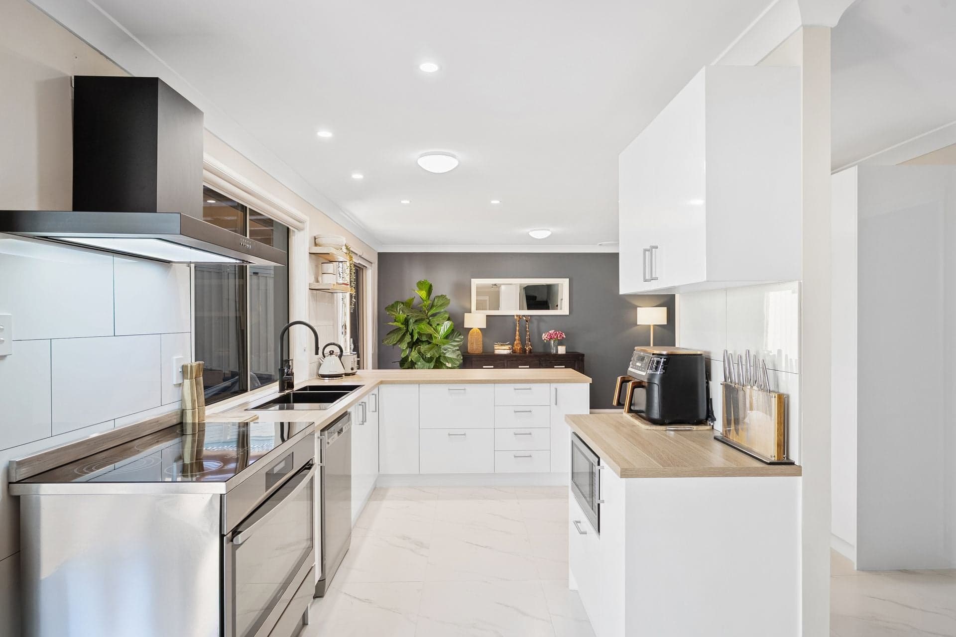 9 Marsden Road, Blue Haven - Thumbnail 3