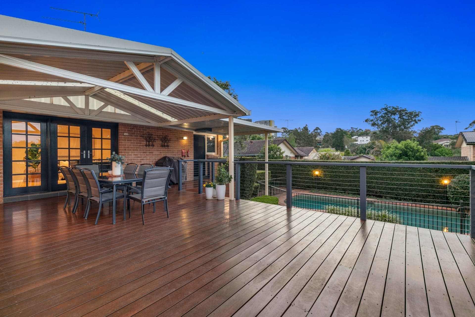 19 Bennett Place, Castle Hill - Thumbnail 2