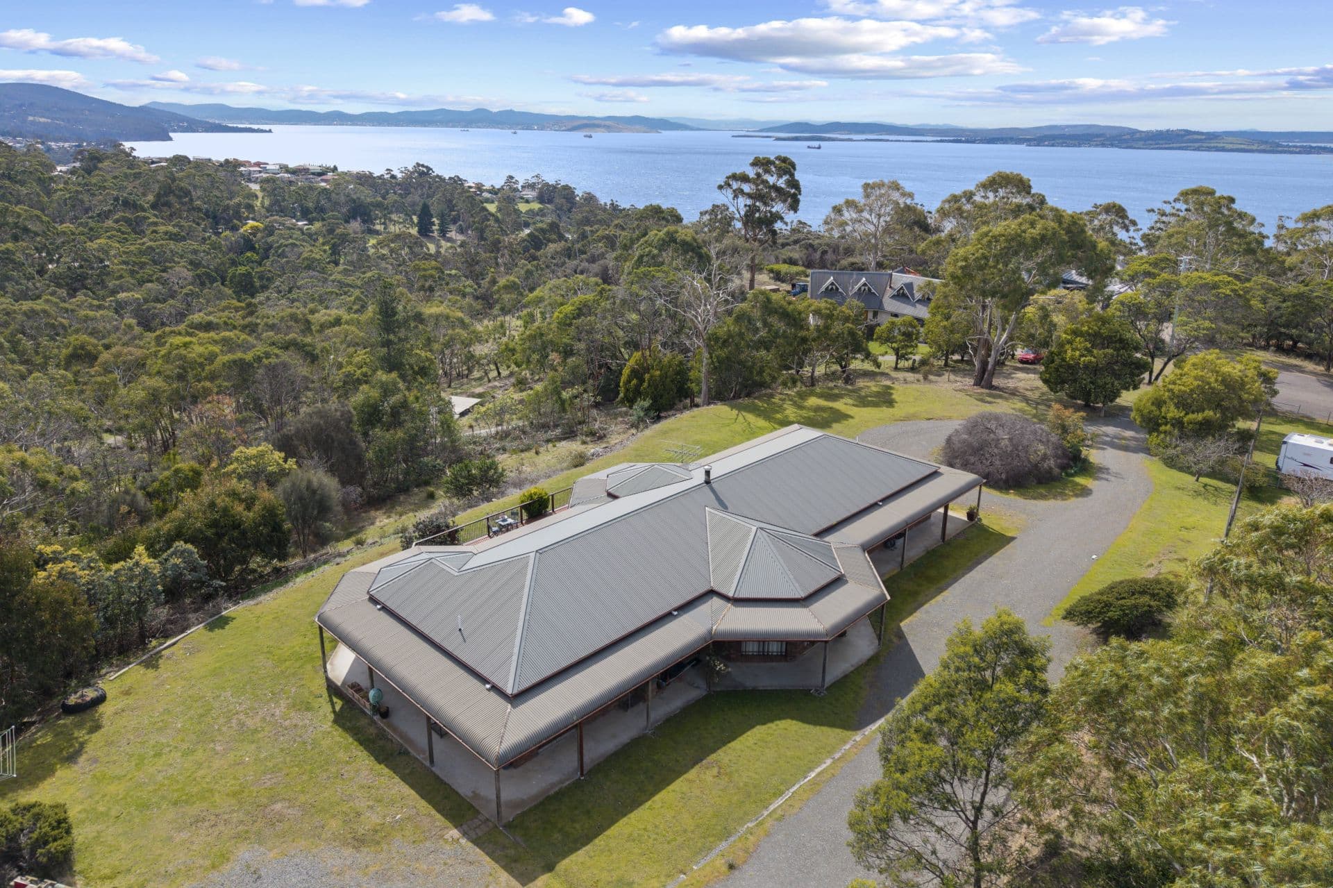 5, Blackmans Bay - Thumbnail 5