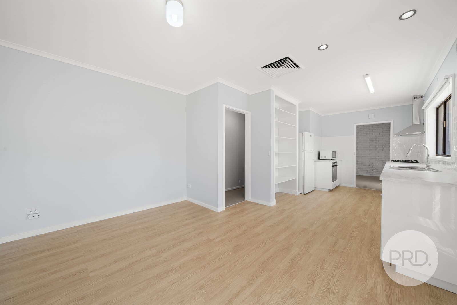 140 Ashmont Avenue, ASHMONT NSW 2650, Ashmont - Thumbnail 8