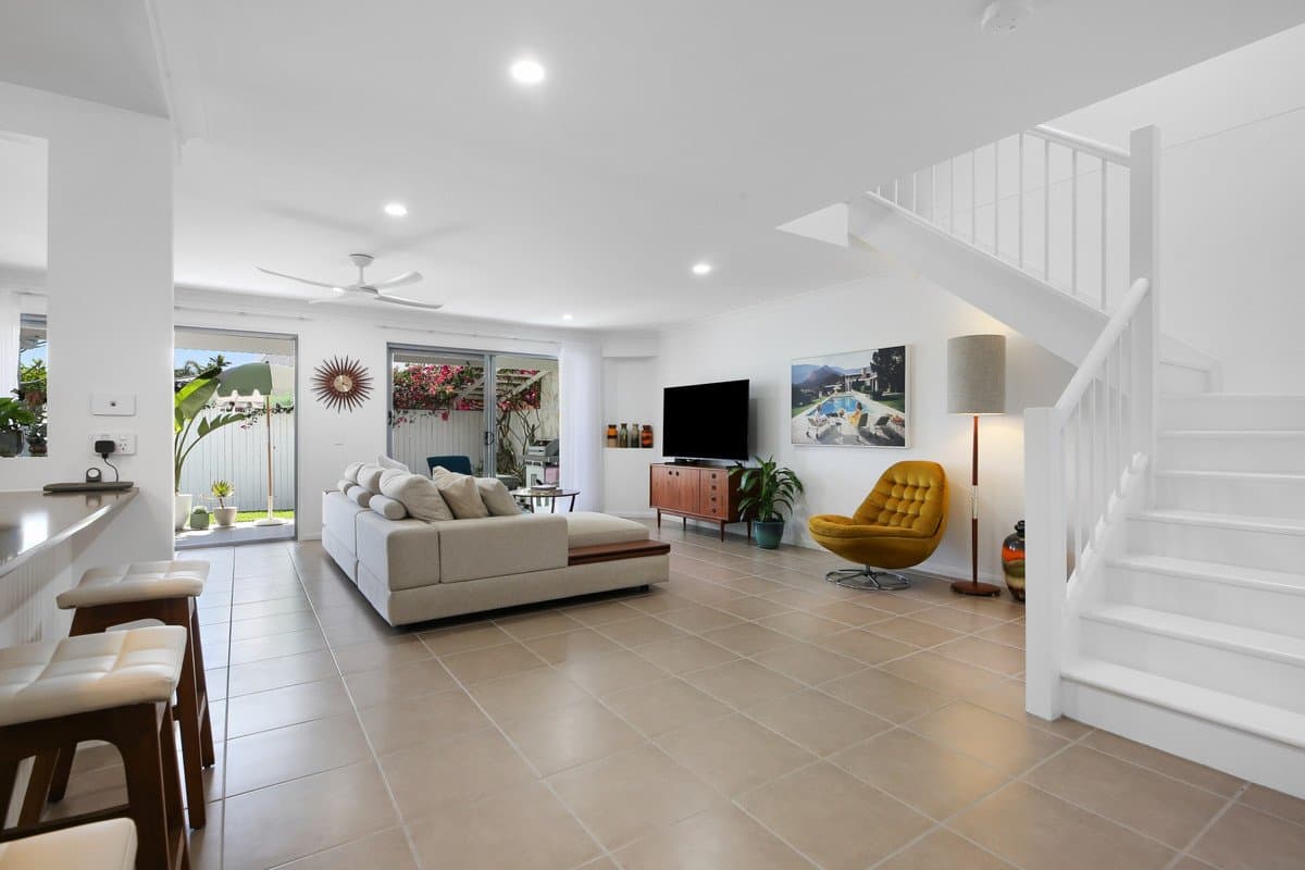 66 Venice Street, Burleigh Waters QLD 4220, Burleigh Waters - Thumbnail 4