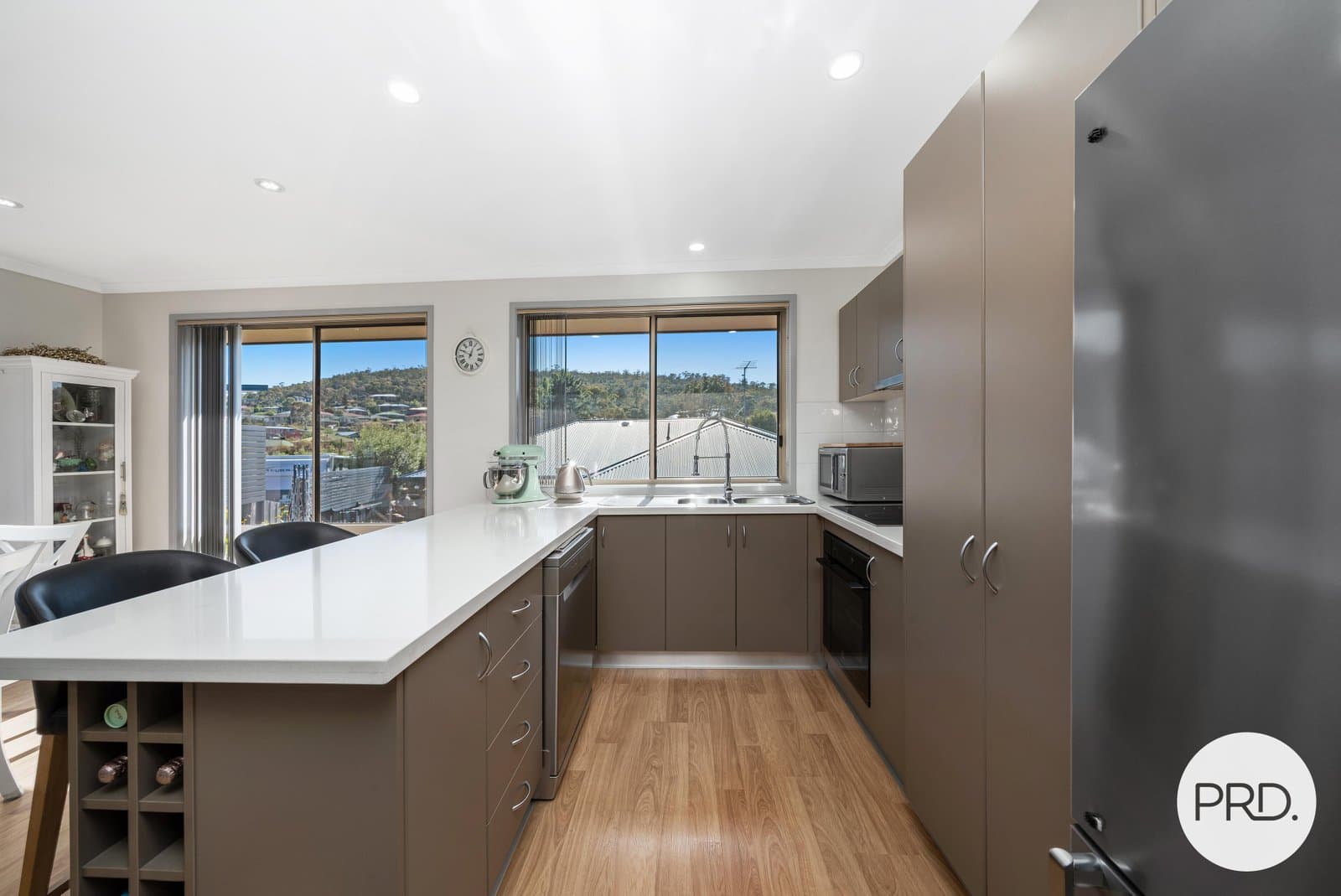 1/14
                Dumbarton
                Drive
            
            
            
            geilston bay
            
            
            TAS,
            7015, Geilston Bay - Thumbnail 4