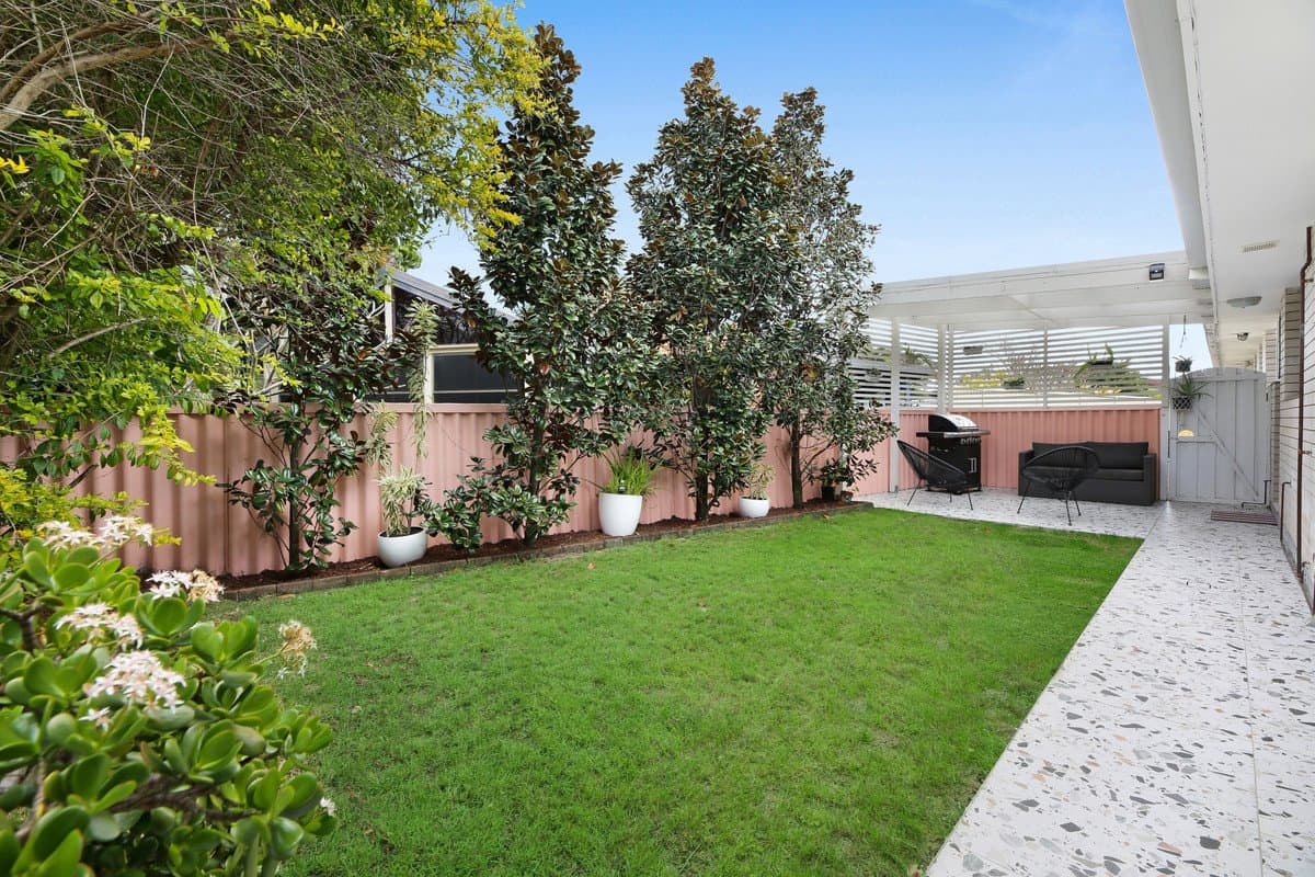 2/8 Crisp Court, MIAMI QLD 4220, Miami - Thumbnail 2