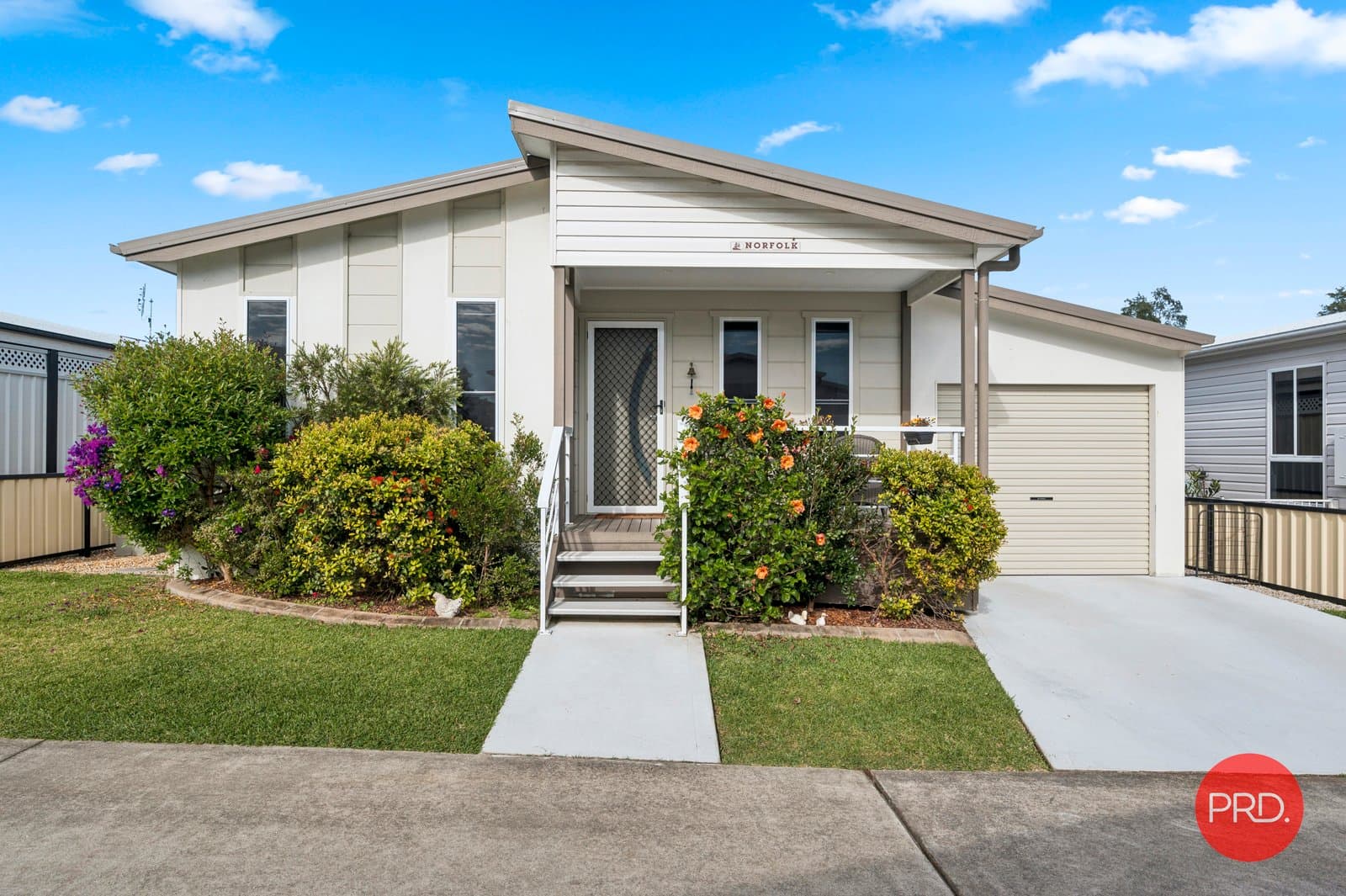 27/369 Pine Creek Way, BONVILLE NSW 2450, Bonville - Image 1