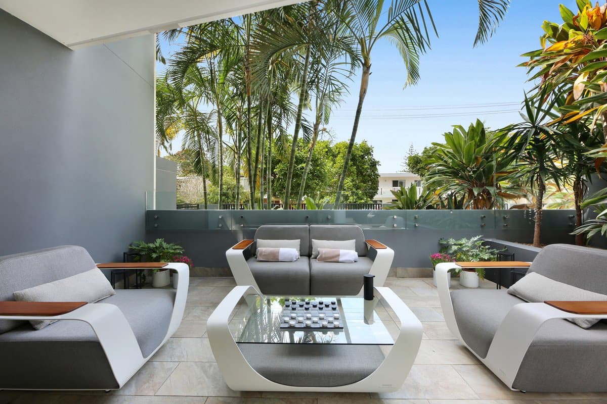 1/15-17 Bullimah Avenue, Burleigh Heads QLD 4220, Burleigh Heads Property Image - Thumbnail 2