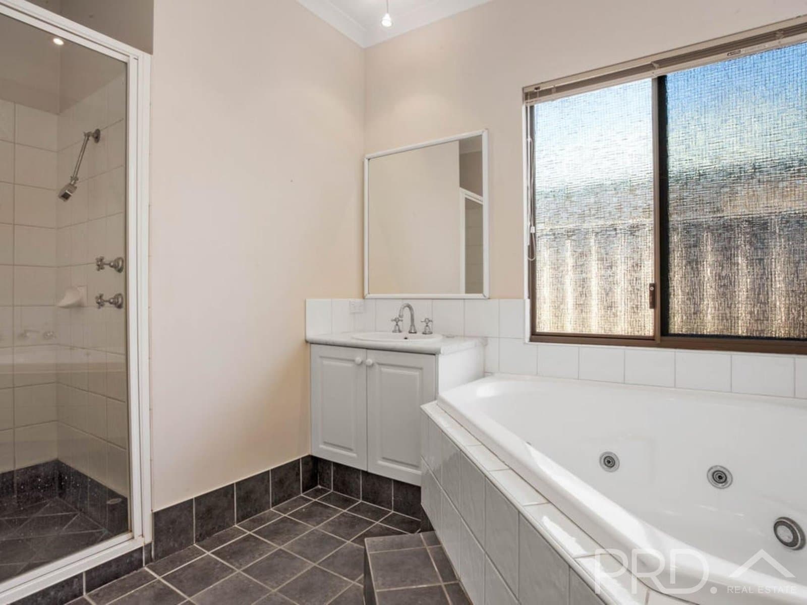 21
                Walkington
                Circle
            
            
            
            millars well
            
            
            WA,
            6714, Millars Well - Thumbnail 3
