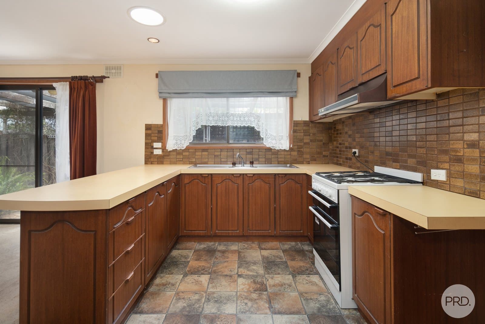 300 Greenhalghs Road, DELACOMBE VIC 3356, Delacombe - Thumbnail 3