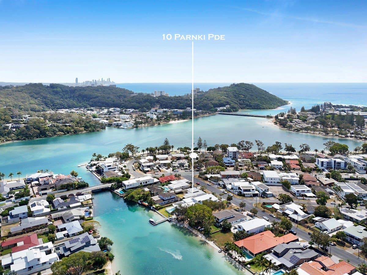 10 Parnki Parade, Palm Beach QLD 4221, Palm Beach - Thumbnail 2