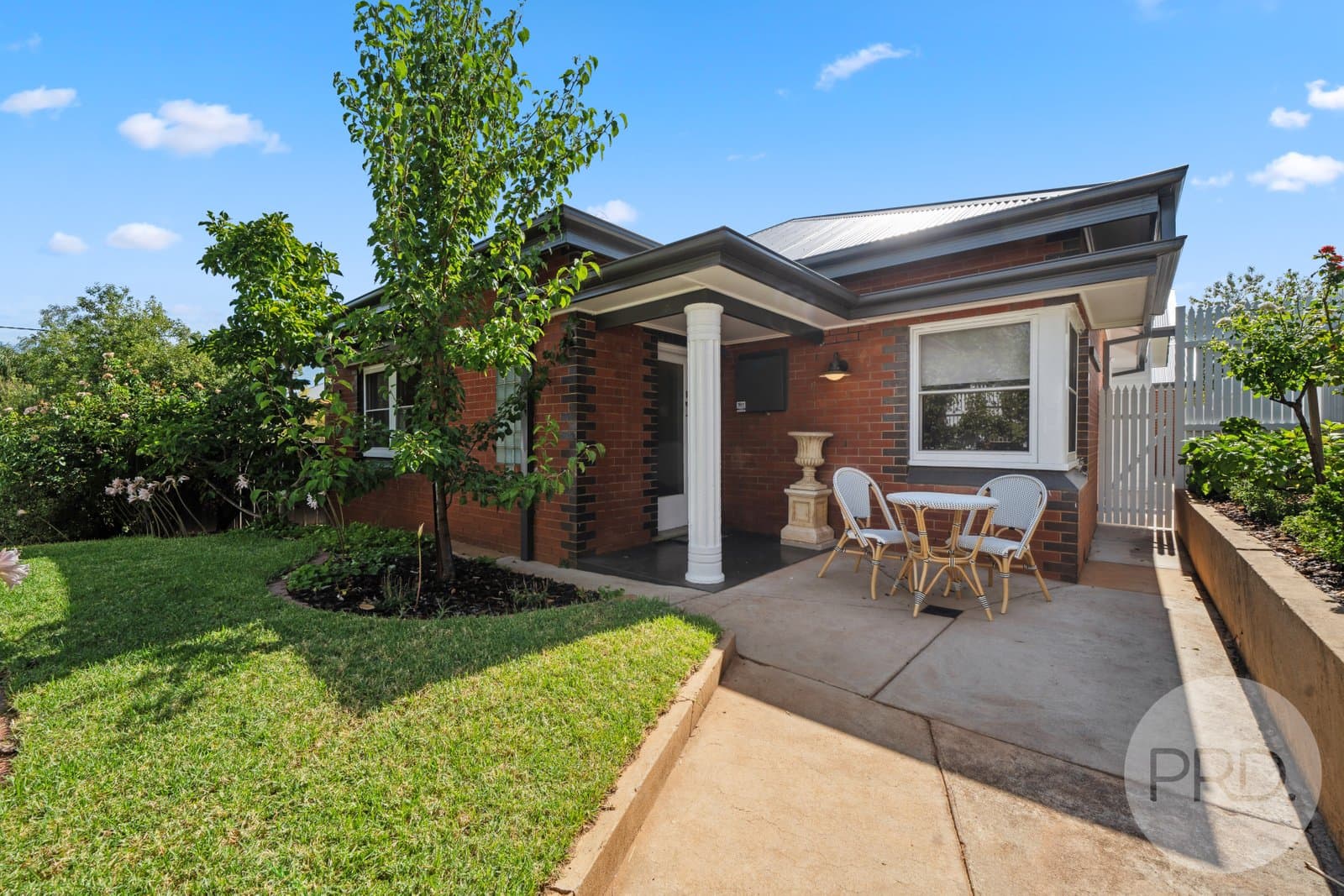 70
                Macleay
                Street
            
            
            
            turvey park
            
            
            NSW,
            2650, Turvey Park - Image 1