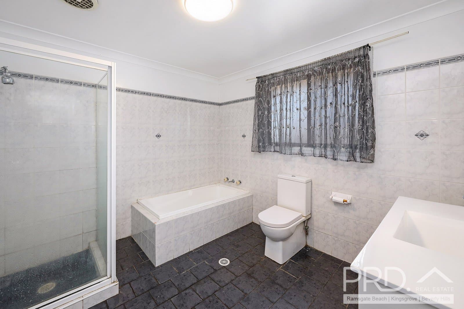 2/29 Boundary Road, LIVERPOOL NSW 2170, Liverpool - Thumbnail 5