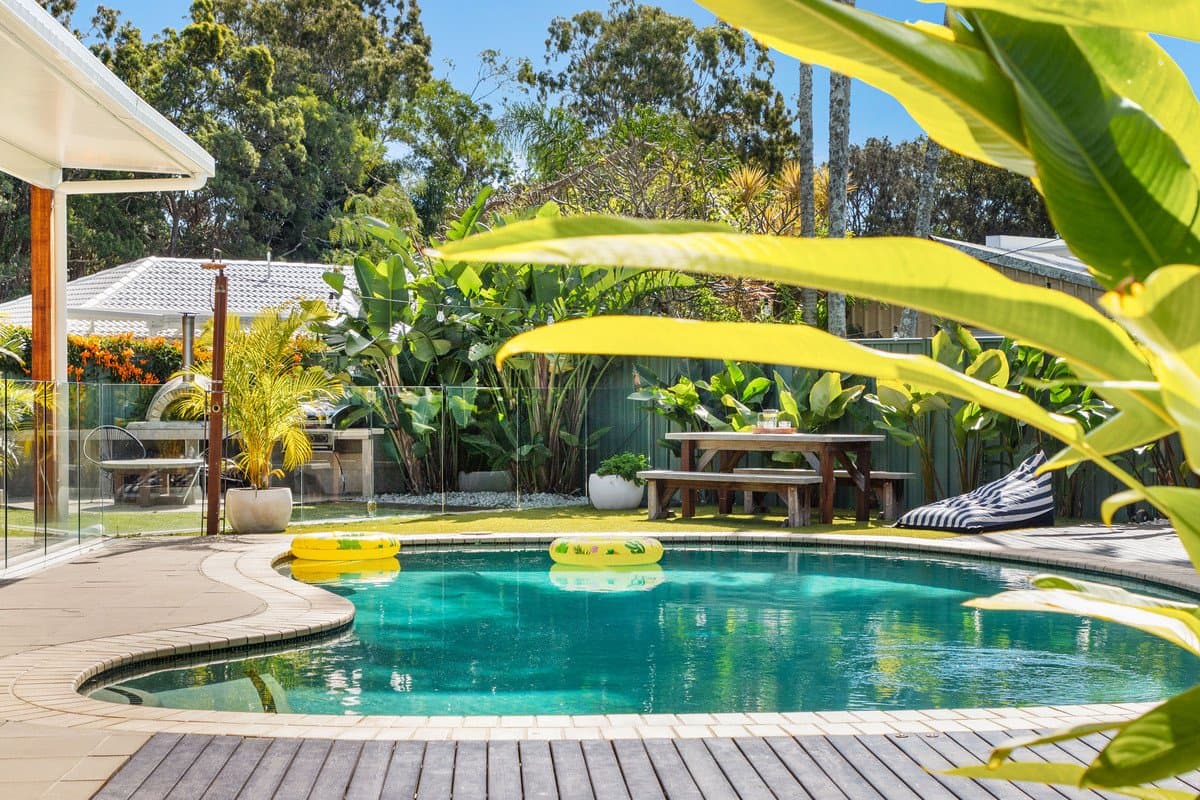 10 Ling Place, Palm Beach QLD 4221, Palm Beach - Image 1