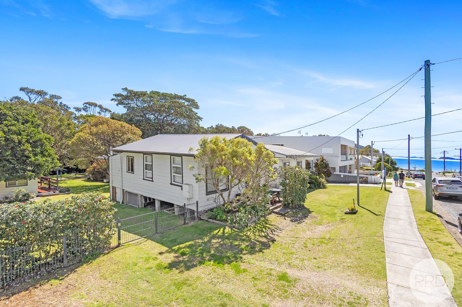 18 Boulder Bay Road, FINGAL BAY NSW 2315, Fingal Bay - Thumbnail 2