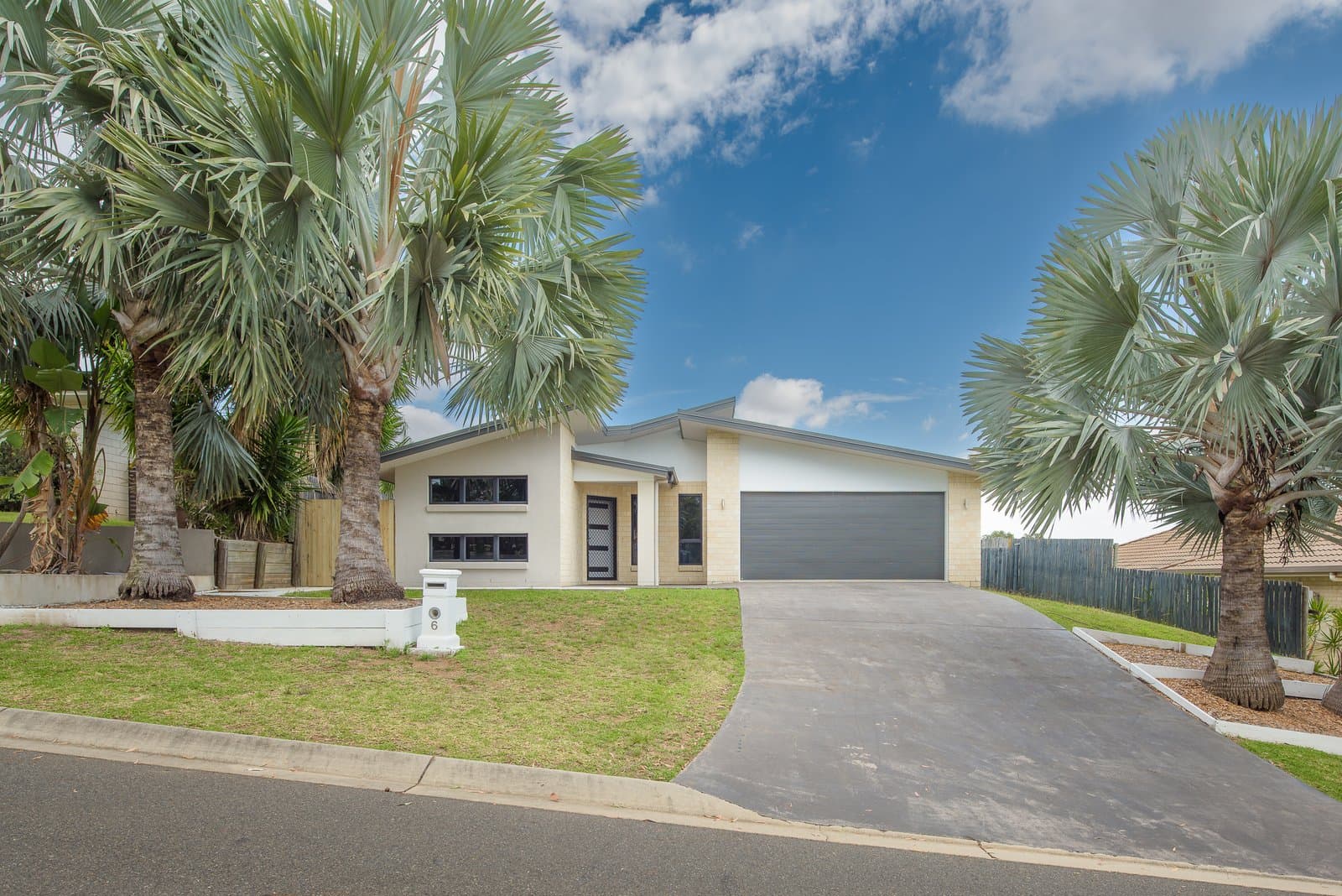 6 Redgum Drive, KIRKWOOD QLD 4680, Kirkwood - Image 1
