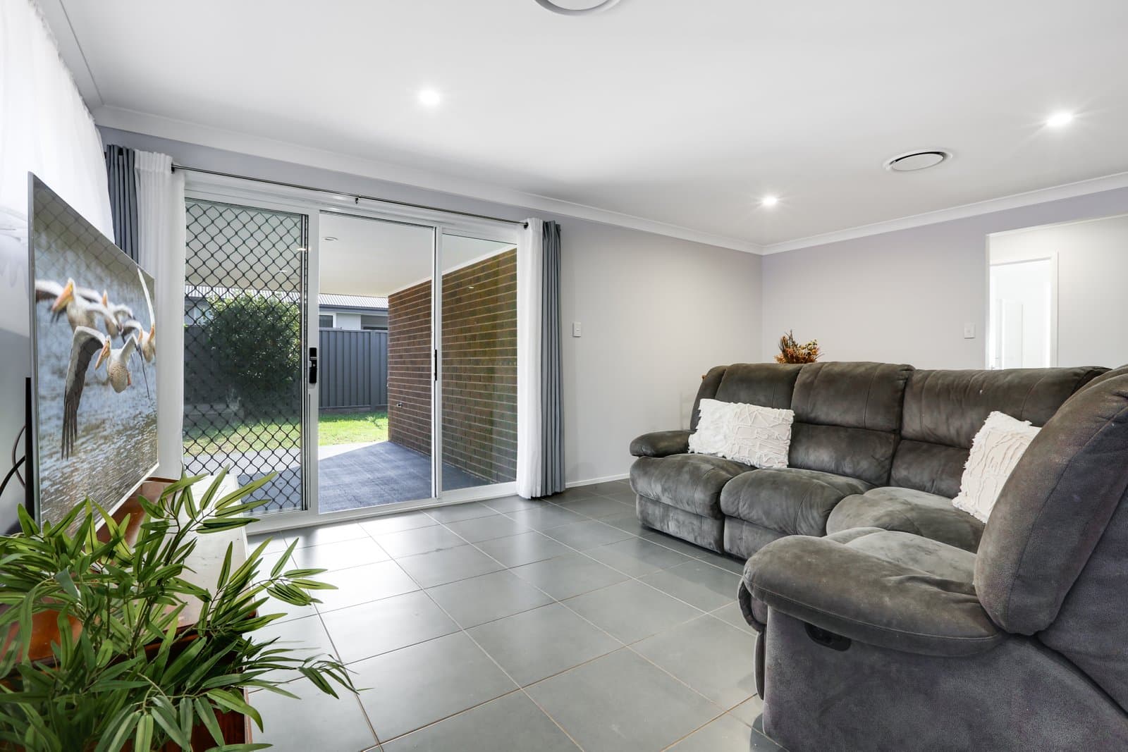 5 Pasture Way, CALDERWOOD NSW 2527, Calderwood - Thumbnail 4