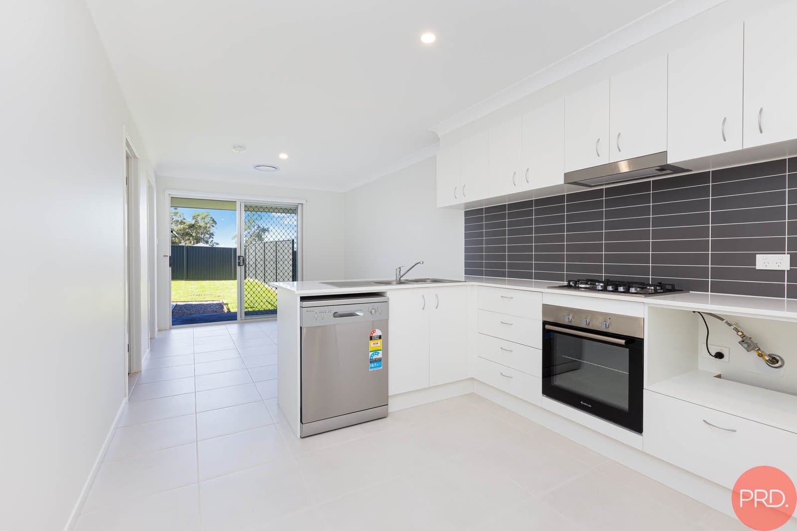 2/20 Chiswick Way, THORNTON NSW 2322, Thornton - Thumbnail 3