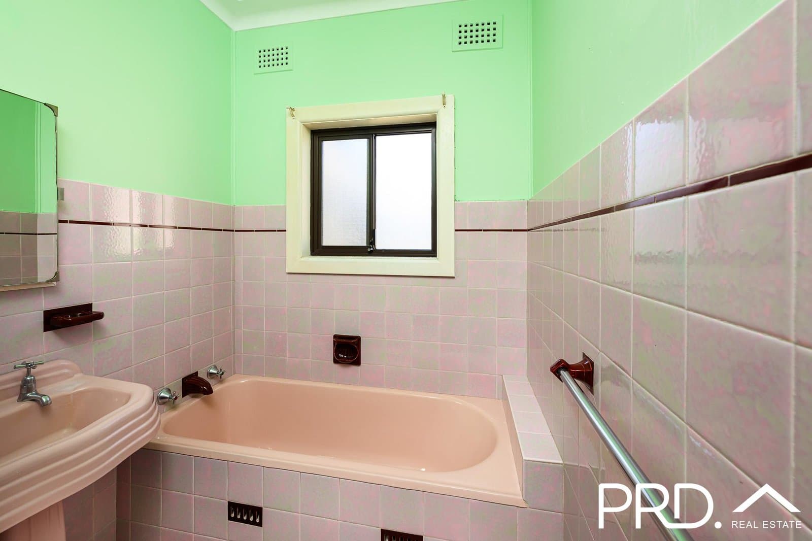 23 Lucas Road, EAST HILLS NSW 2213, East Hills - Thumbnail 5