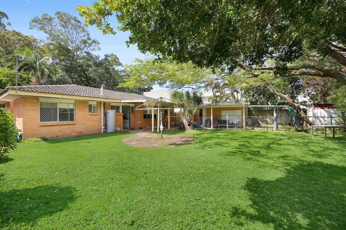26 Djerral Avenue, Burleigh Heads QLD 4220, Burleigh Heads - Thumbnail 3